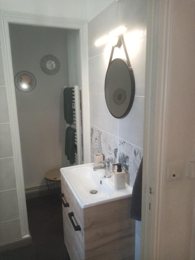 Les Amandiers Apartment Tours Bagian luar foto