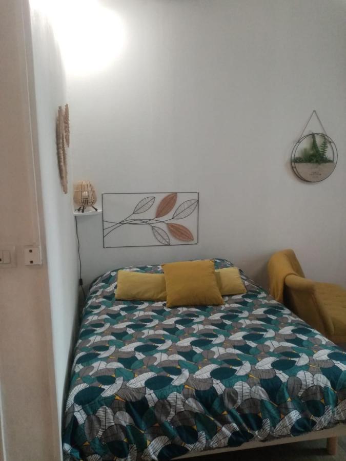 Les Amandiers Apartment Tours Bagian luar foto